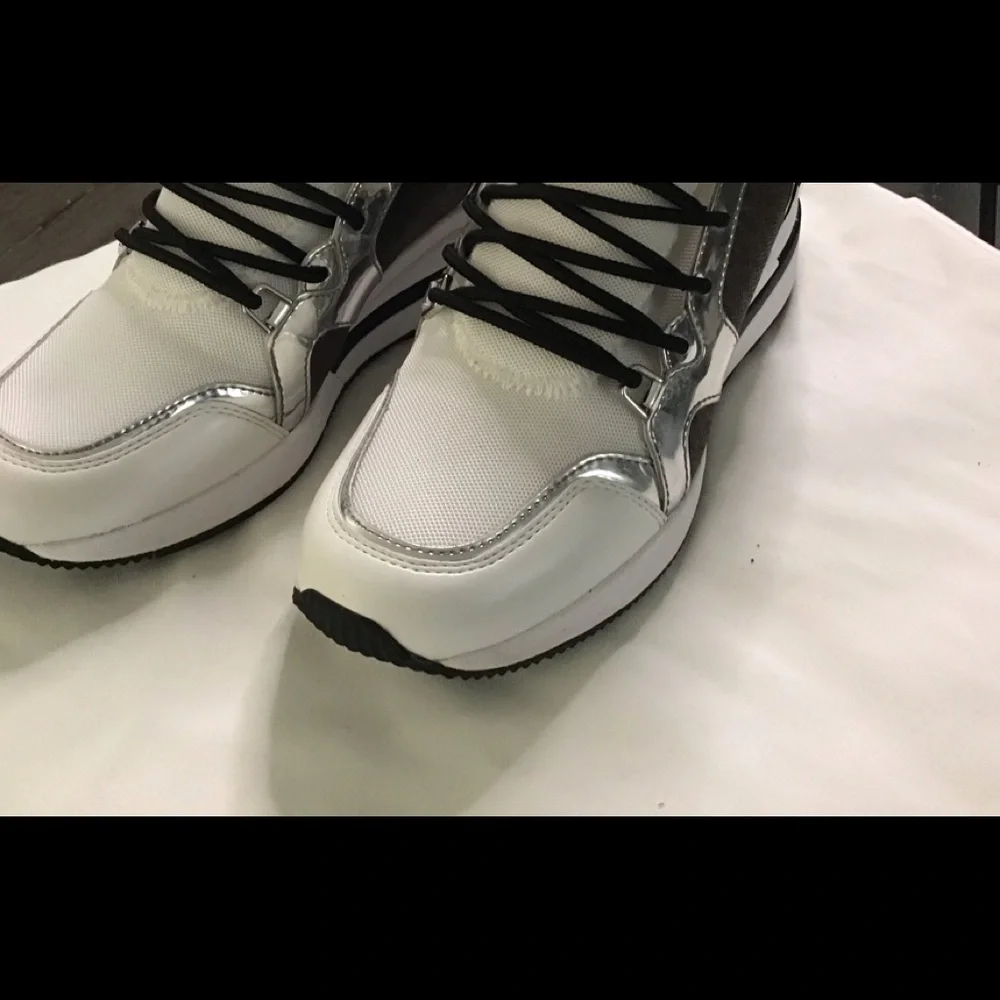 Michael Kors Wedge Sneakers Sz 8 M